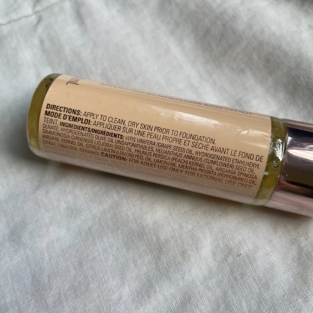 Revolution London Baking Oil - Picture 4 of 5
